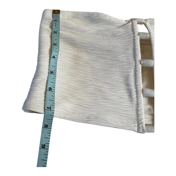 Carmen Marc Valvo Bandeau Crop Bikini Top - Wave Texture STYLE: C3S487 - Picture 7 of 12